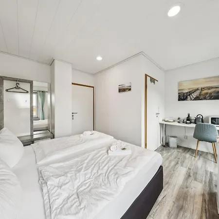 Hotel Infinity Zum Knurrhahn *